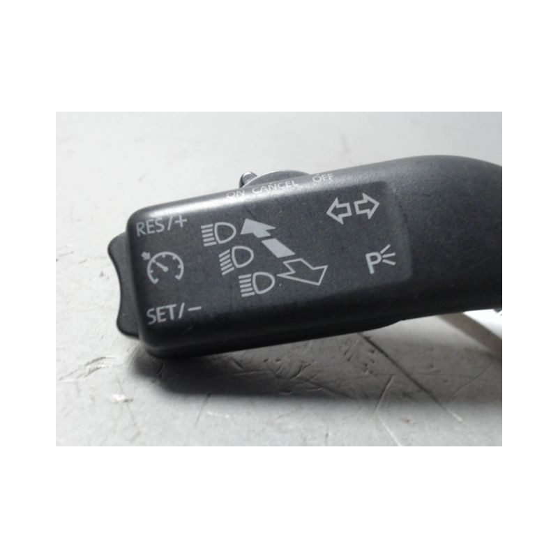 COMMANDE CLIGNOTANT VOLKSWAGEN GOLF V 2003-2009