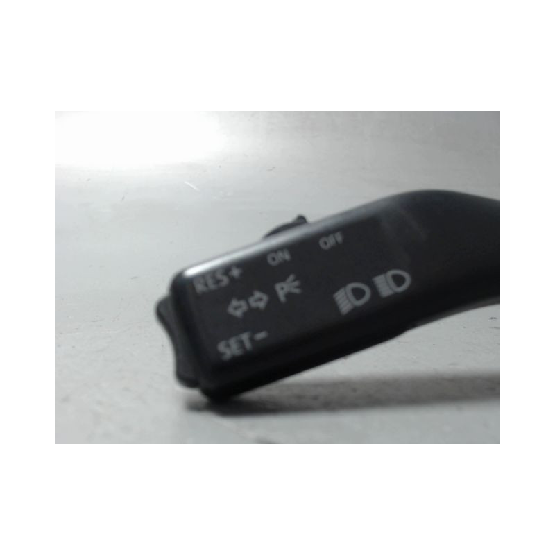 COMMANDE CLIGNOTANT VOLKSWAGEN TOURAN
