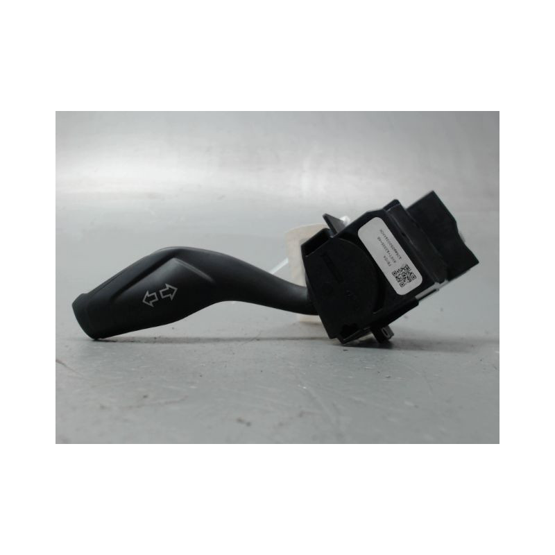 COMMANDE CLIGNOTANT FORD FOCUS