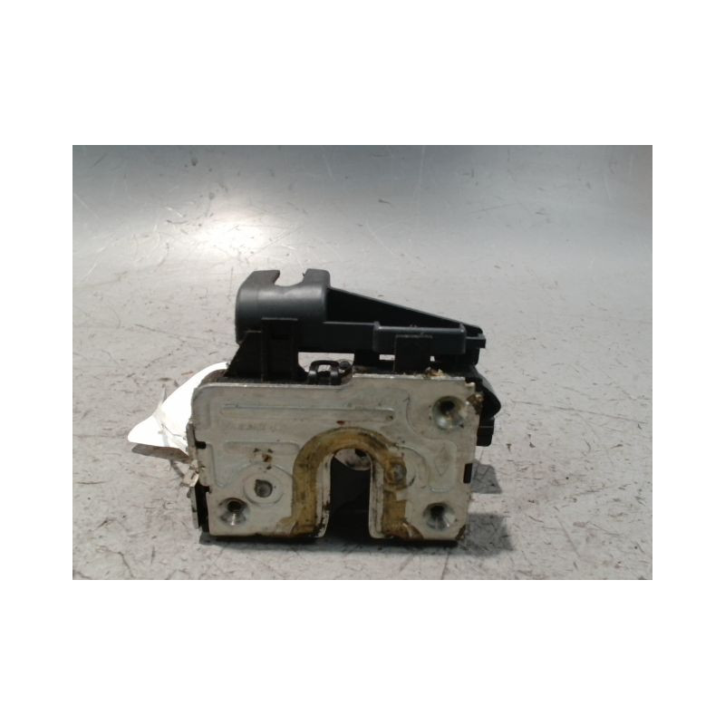 SYSTEME CONDAMNATION AVANT DROIT DACIA DUSTER 2010-