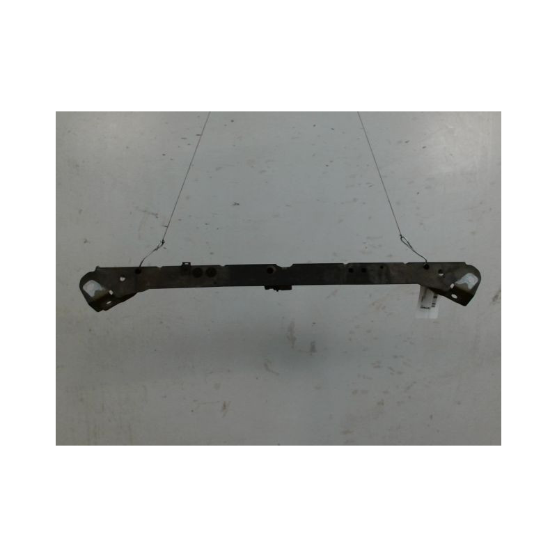 TRAVERSE SUPERIEURE ARMATURE AVANT OPEL INSIGNIA