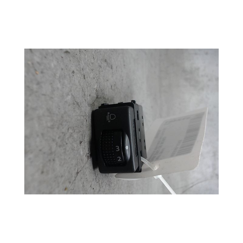 COMMANDE RÉGLAGE HAUTEUR DE PHARE NISSAN JUKE