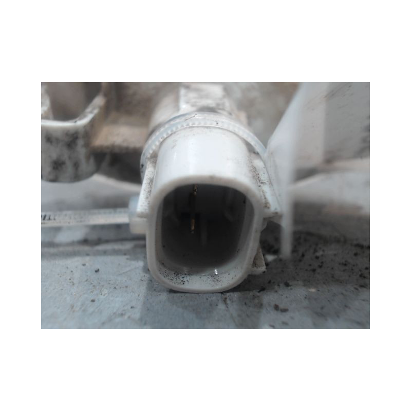 REPETITEUR AILE GAUCHE SUZUKI SWIFT