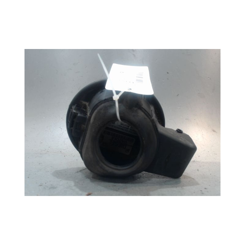 VOLET DE TRAPPE CARBURANT SKODA ROOMSTER