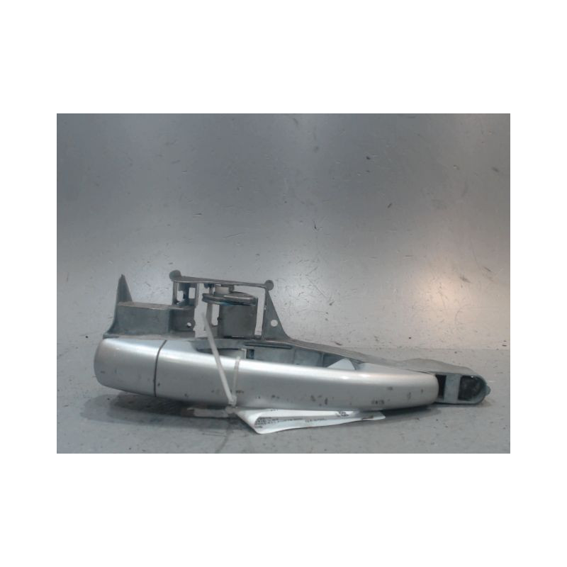 POIGNEE EXTERIEURE PORTE AVANT DROIT PEUGEOT 207