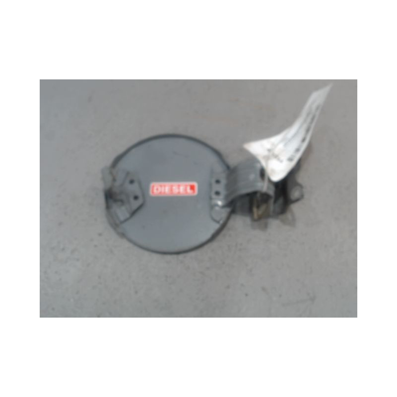 VOLET DE TRAPPE CARBURANT TOYOTA YARIS