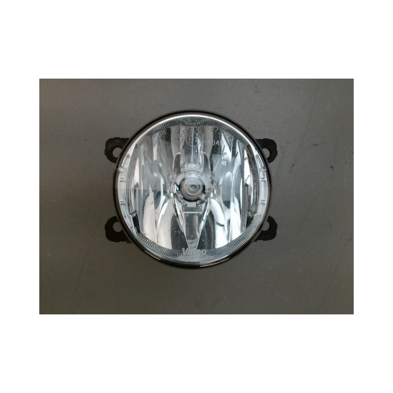PHARE ANTIBROUILLARD AVANT DROIT DACIA SANDERO