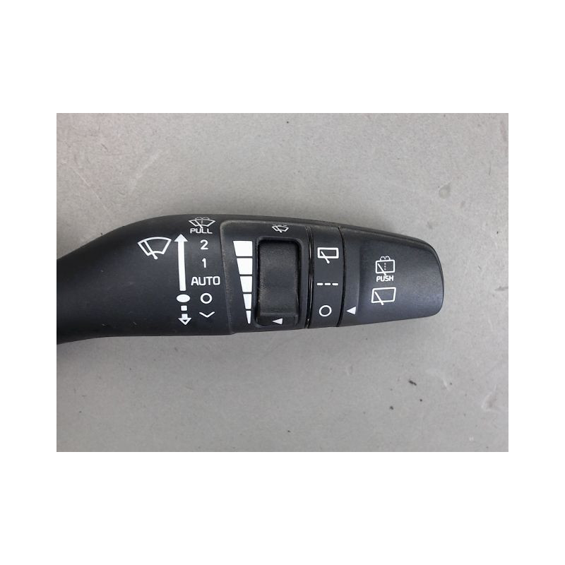COMMANDE ESSUIE GLACE KIA CARENS