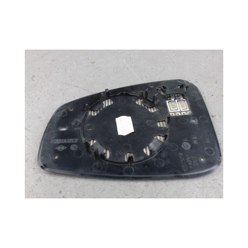 GLACE RETROVISEUR EXT D RENAULT MEGANE
