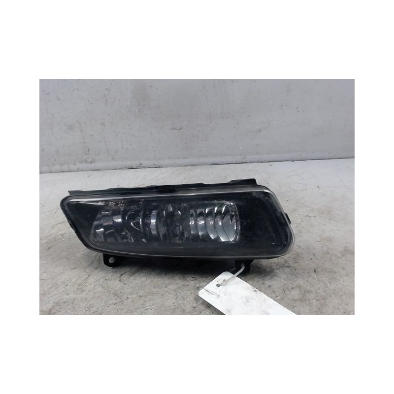 PHARE ANTIBROUILLARD AVANT DROIT VOLKSWAGEN POLO 2009-