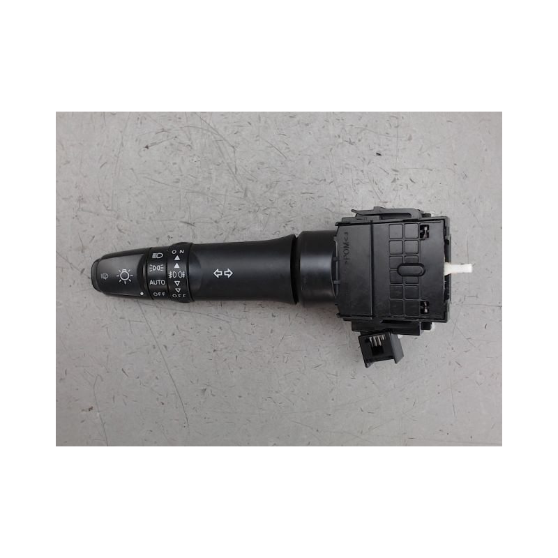 COMMANDE CLIGNOTANT MITSUBISHI ASX