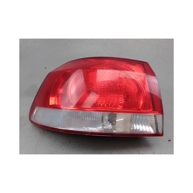 FEU ARRIERE GAUCHE  VOLKSWAGEN GOLF