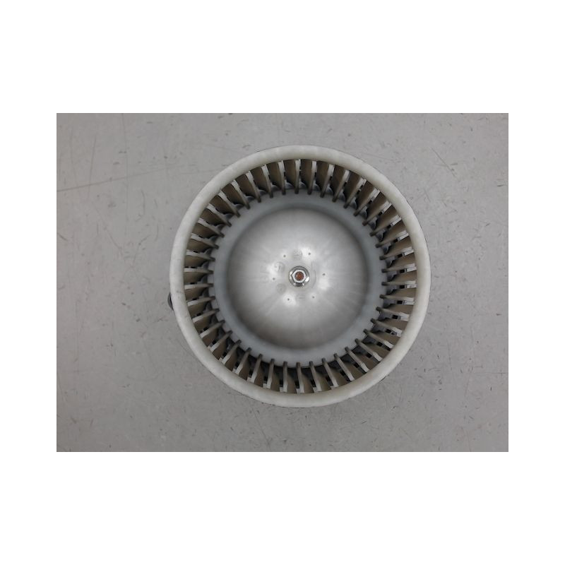 MOTEUR VENTILATEUR CHAUFFAGE MITSUBISHI ASX