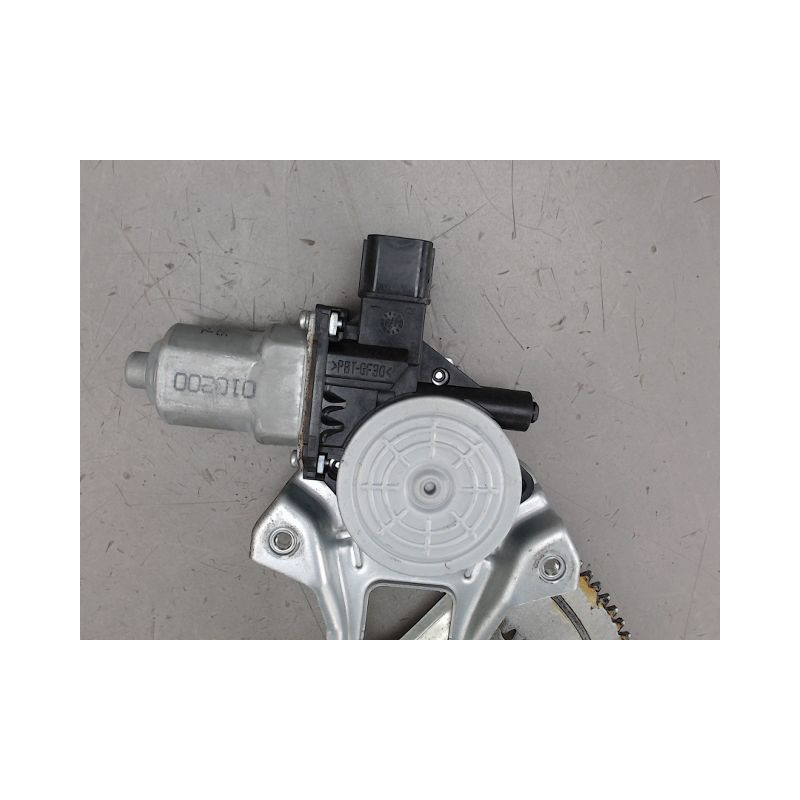 MECANISME LEVE-GLACE AVANT GAUCHE MITSUBISHI ASX