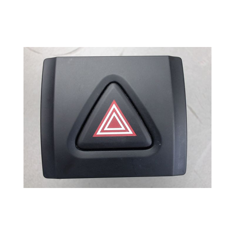 BOUTON DE WARNING HYUNDAI KONA