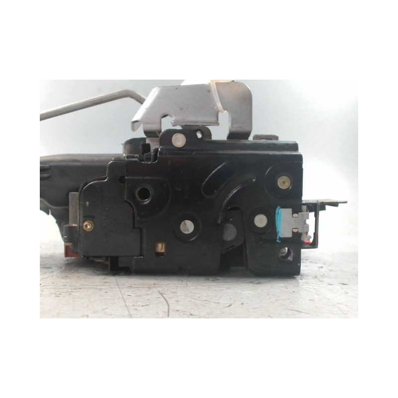 SYSTEME CONDAMNATION AVANT DROIT AUDI A4 AVANT 01-04