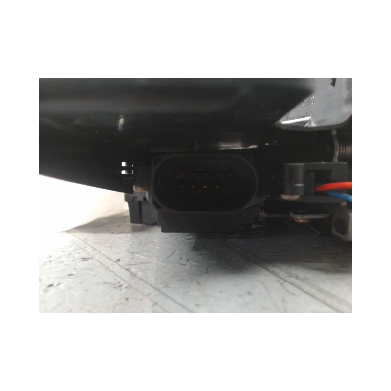 SYSTEME CONDAMNATION AVANT GAUCHE AUDI A4 AVANT 01-04