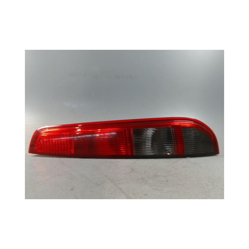 FEU ARRIERE GAUCHE  FORD FOCUS BREAK