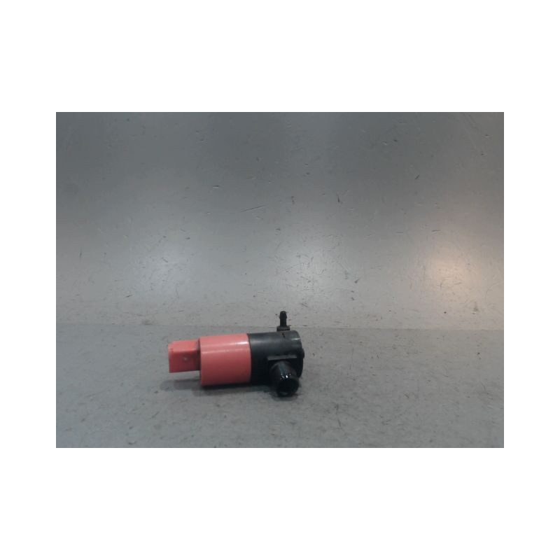 POMPE LAVE-GLACE ARRIERE TOYOTA YARIS