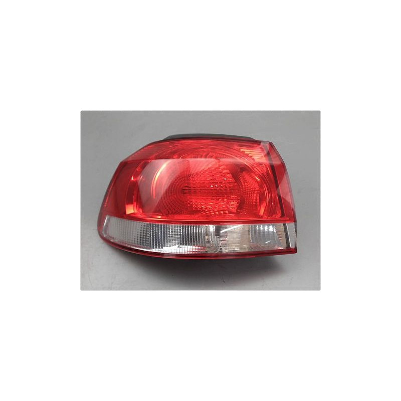 FEU ARRIERE GAUCHE  VOLKSWAGEN GOLF