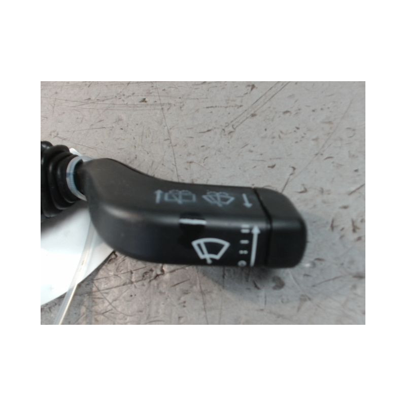 COMMANDE ESSUIE GLACE OPEL MERIVA 2006-