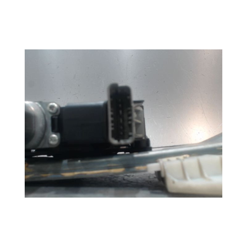 MECANISME+MOTEUR LEVE-GLACE AVANT GAUCHE DACIA JOGGER