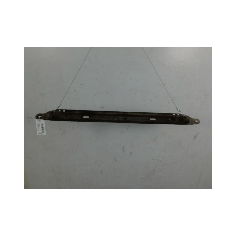 TRAVERSE INFERIEURE ARMATURE AVANT PEUGEOT 3008