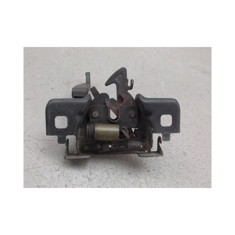 SERRURE CAPOT DACIA SANDERO
