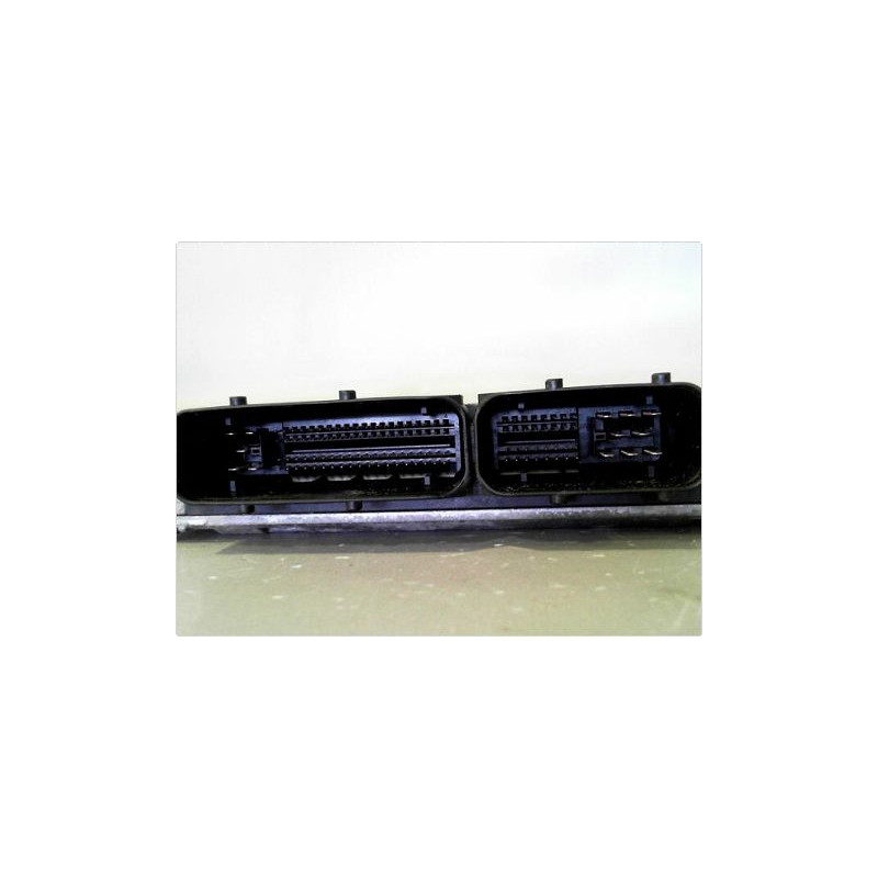 CALCULATEUR MOTEUR VOLKSWAGEN GOLF V 2003-2009
