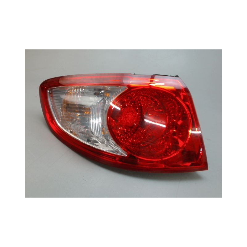 FEU ARRIERE GAUCHE  HYUNDAI SANTAFE
