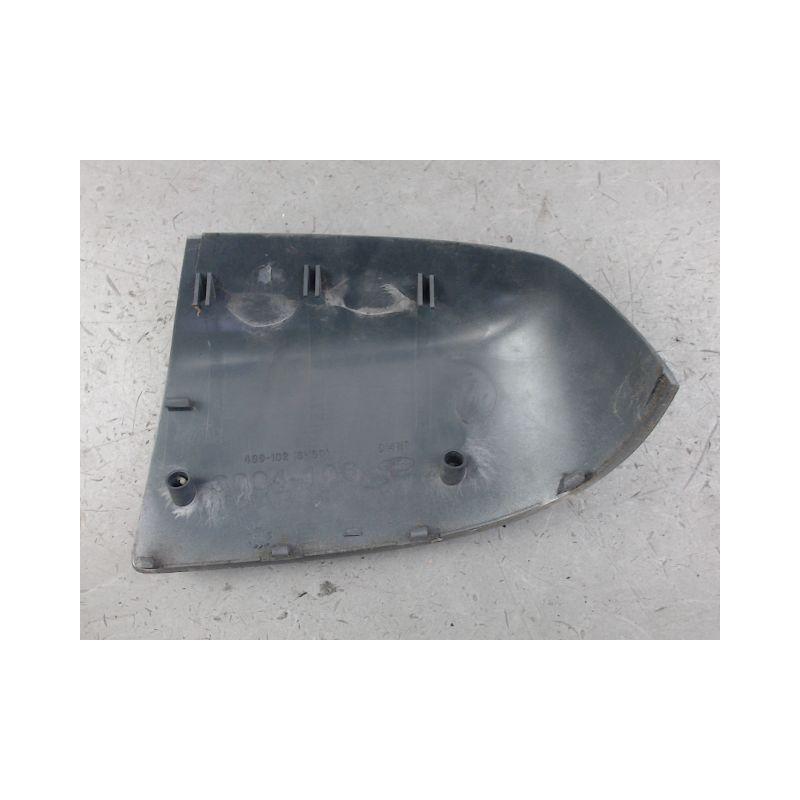 CARENAGE RETROVISEUR EXTERIEUR DROIT FORD FOCUS