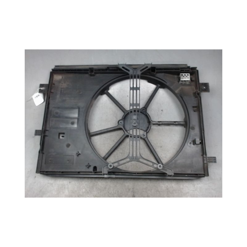SUPPORT DE VENTILATEUR CITROEN C4