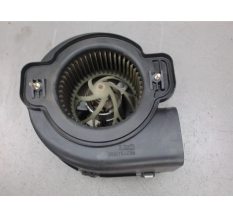 MOTEUR VENTILATEUR CHAUFFAGE CITROEN SAXO