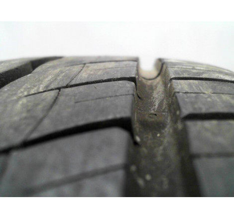 Paire de pneus PIRELLI CINTURATO P1 175 55 15 77 H