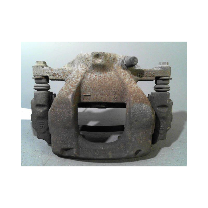 ETRIER DE FREIN AVANT GAUCHE TOYOTA VERSO 2010-