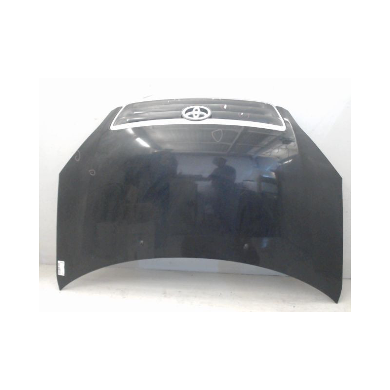 CAPOT TOYOTA AVENSIS VERSO 01-03