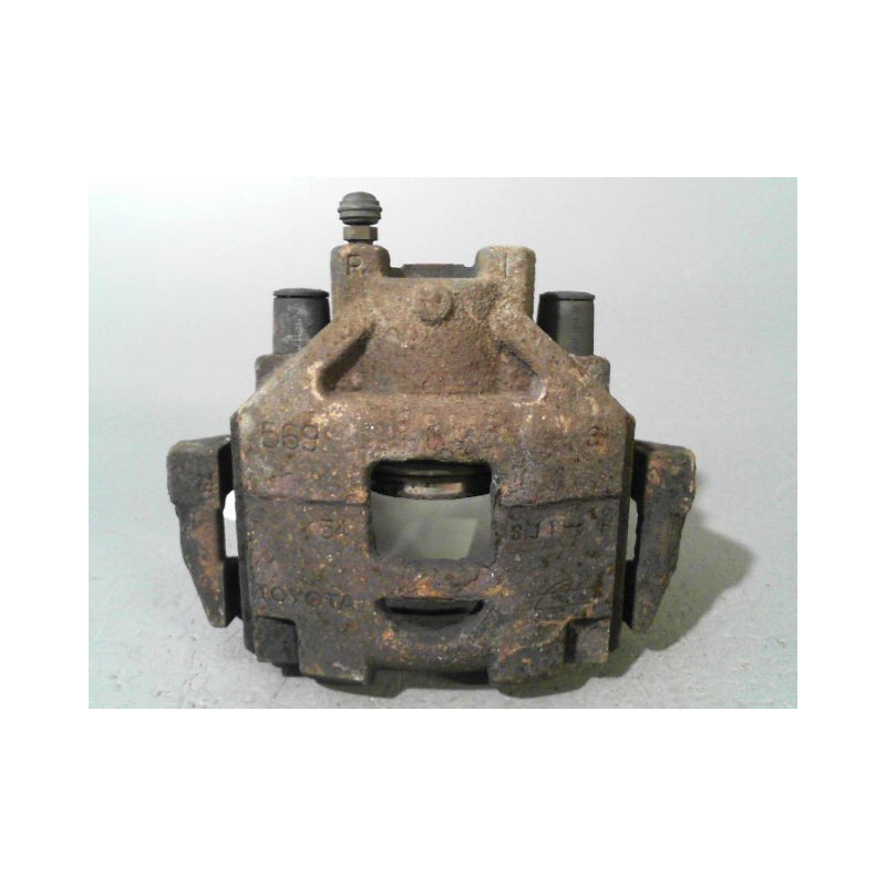 ETRIER DE FREIN AVANT DROIT TOYOTA YARIS -2003