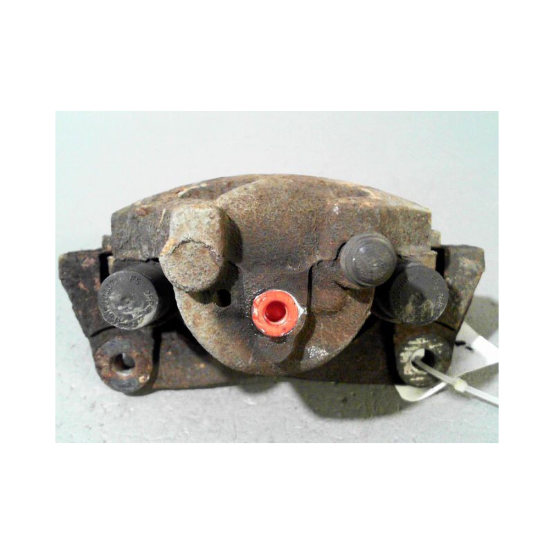 ETRIER DE FREIN AVANT DROIT TOYOTA YARIS -2003