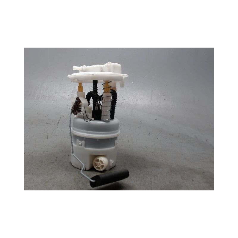 POMPE CARBURANT IMMERGEE RENAULT CLIO IV 2012-