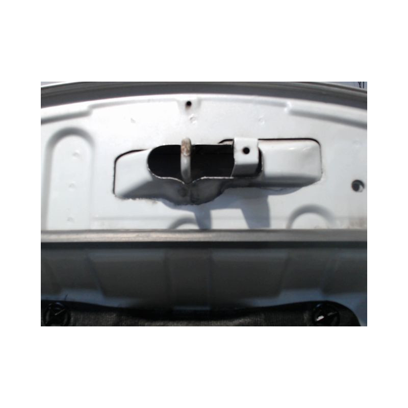 CAPOT NISSAN NOTE