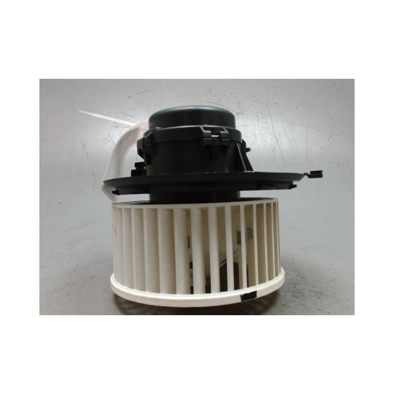 MOTEUR VENTILATEUR CHAUFFAGE RENAULT LAGUNA II 2005-2007