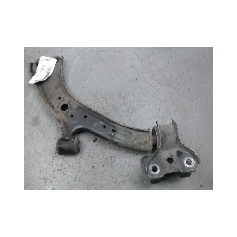TRIANGLE INFERIEUR AVANT GAUCHE HONDA CR-V