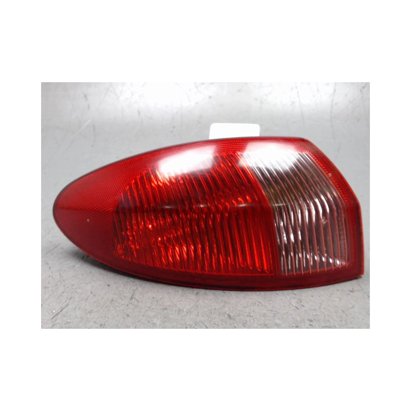 FEU ARRIERE GAUCHE  ALFA ROMEO 147