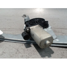 MECANISME+MOTEUR LEVE-GLACE AVANT DROIT DACIA DUSTER 2010-