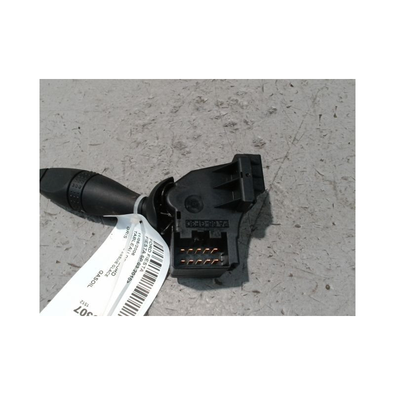 COMMANDE ESSUIE GLACE FORD FIESTA 2010-