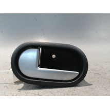 POIGNEE INTERIEURE PORTE AVANT GAUCHE FORD FIESTA 2010-