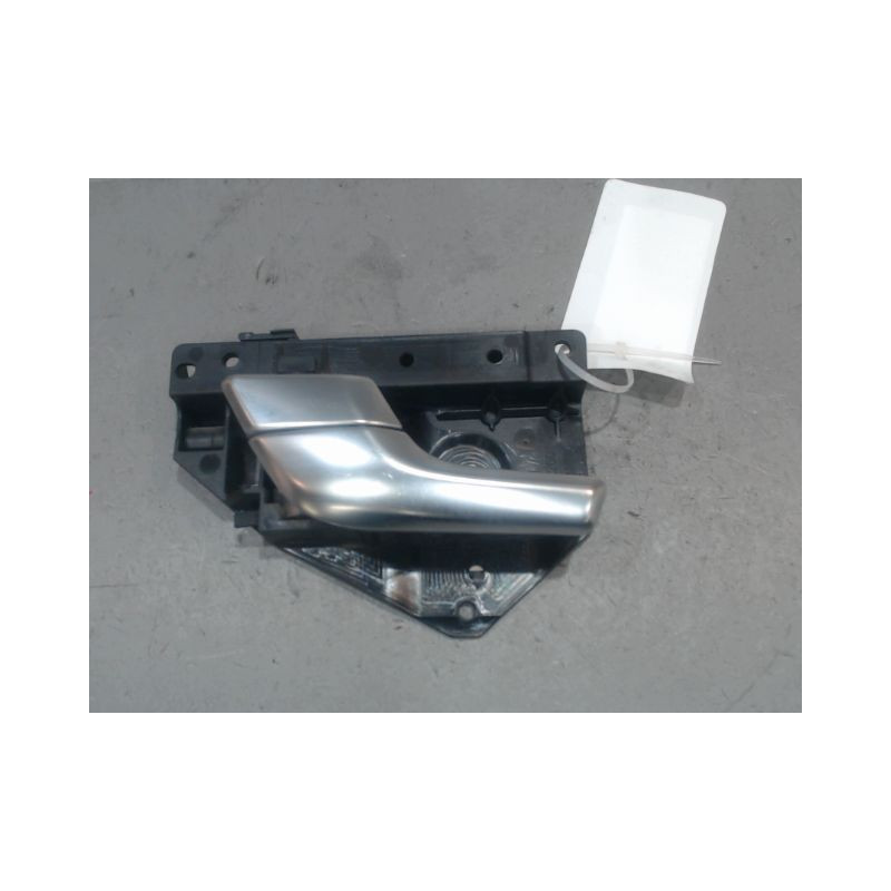 POIGNEE INTERIEURE PORTE AVANT GAUCHE LAND ROVER RR EVOQUE