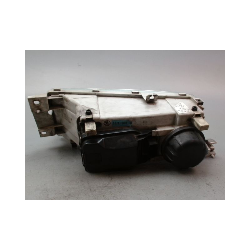 PHARE DROIT SKODA OCTAVIA COMBI 2000-