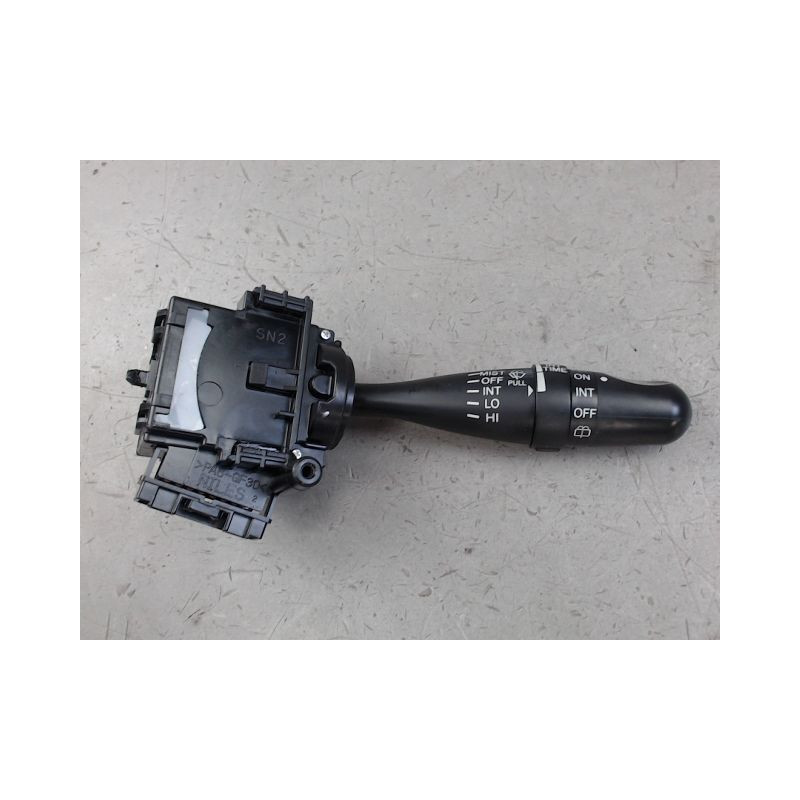 COMMANDE ESSUIE GLACE SUZUKI SWIFT