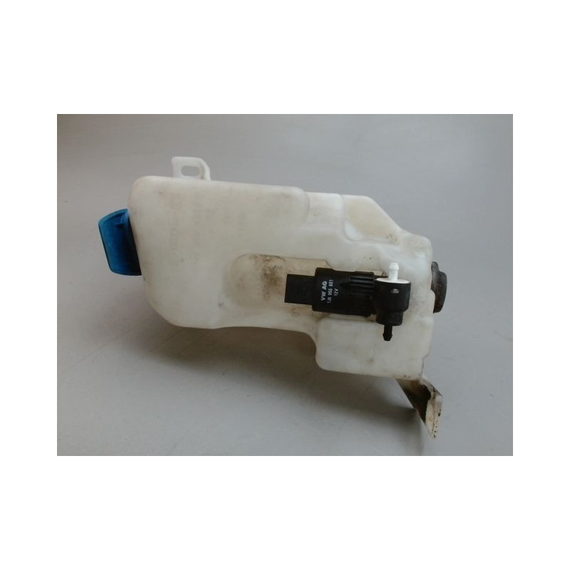 RESERVOIR LAVE-GLACE AVANT VOLKSWAGEN GOLF